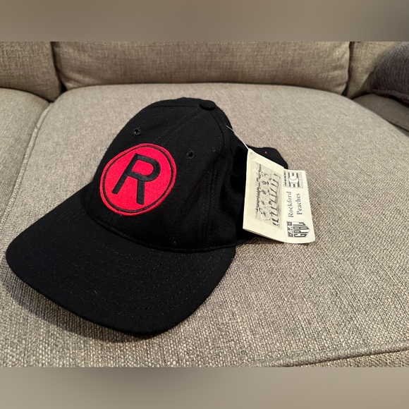 Vintage Rockford Peaches wool baseball hat - Picture 1 of 10
